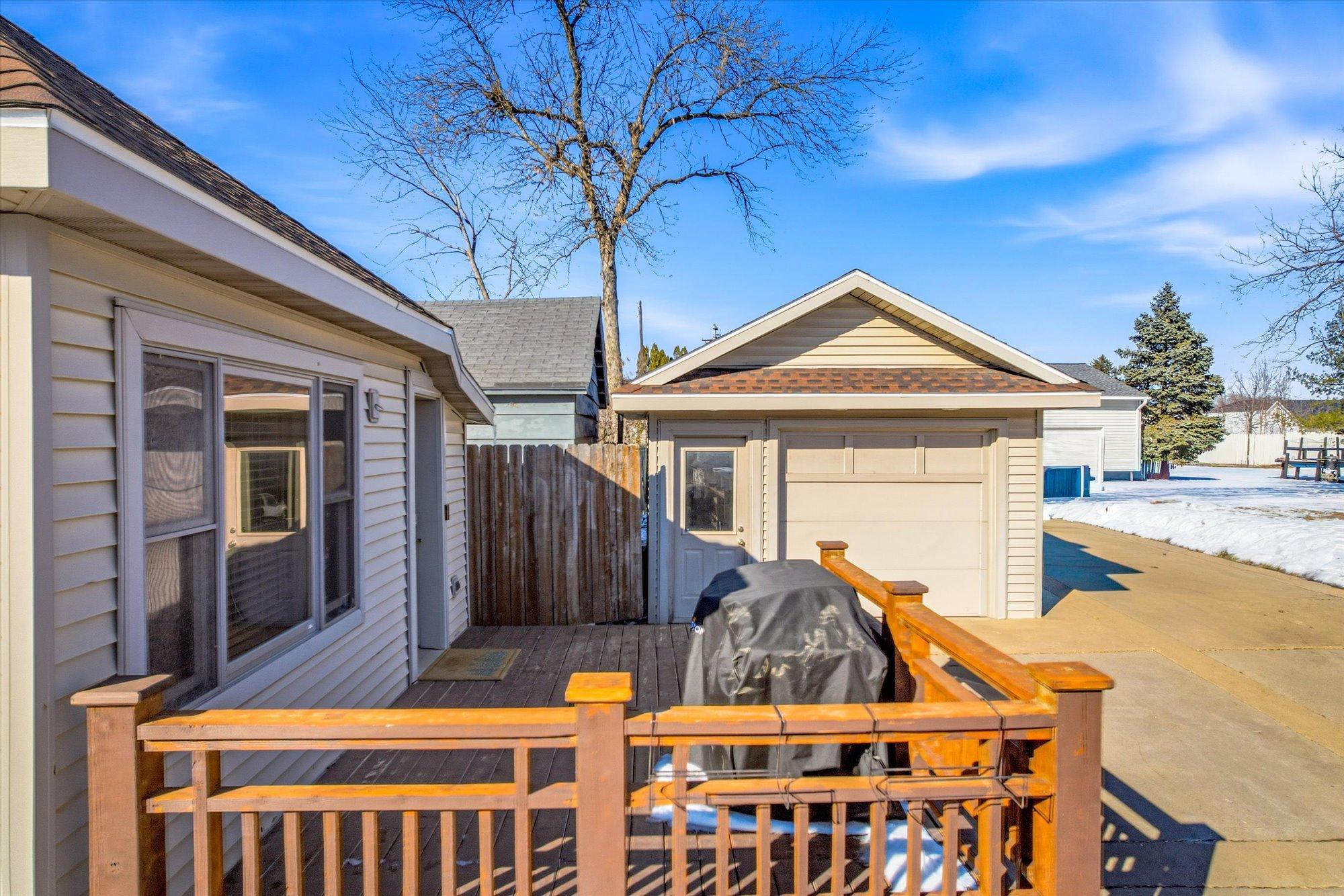 1090 7th Avenue Baldwin, WI 54002 - Photo 40 of 52