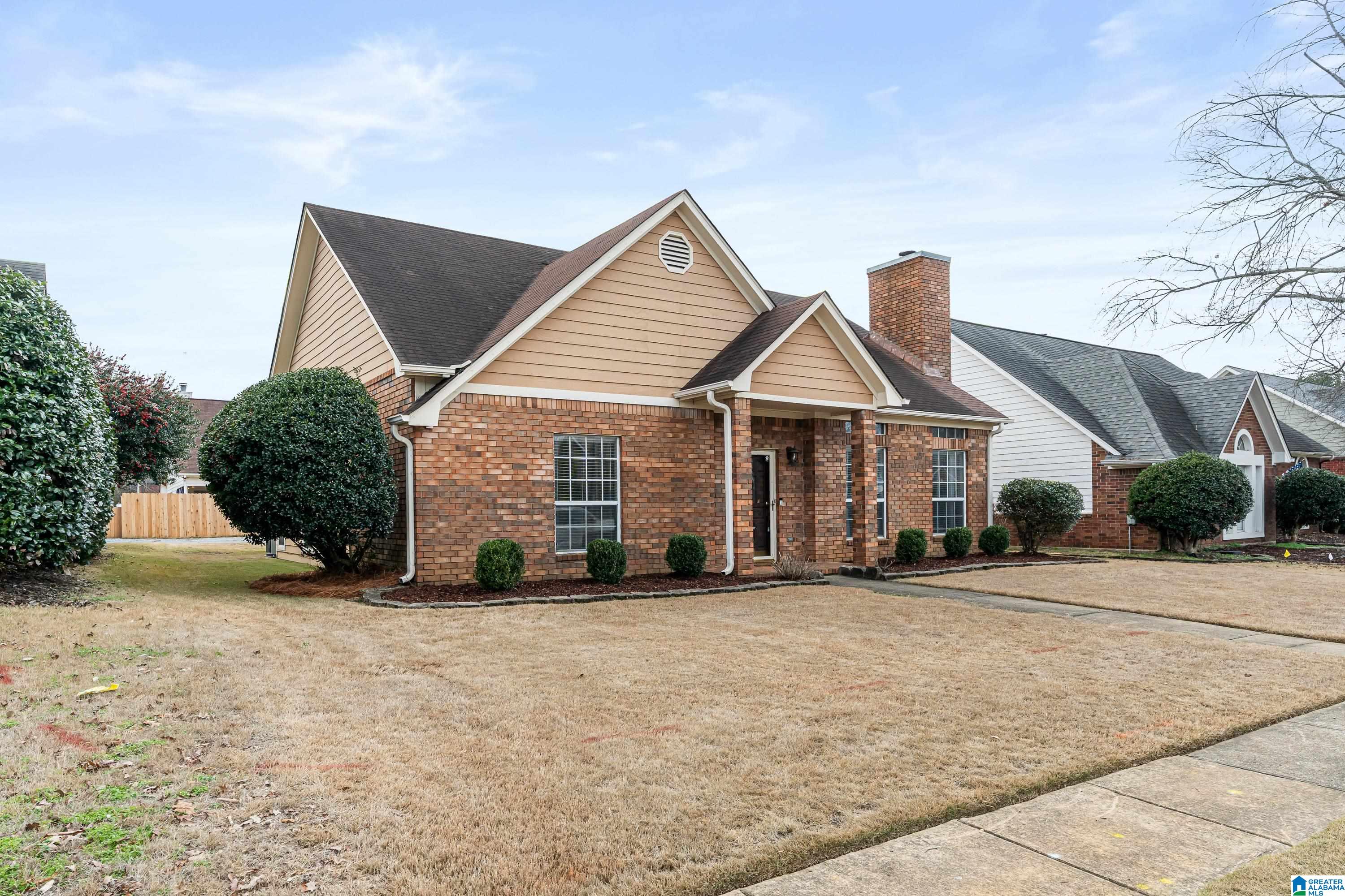 111 Stratshire Lane Pelham, AL 35124 - Photo 3 of 39