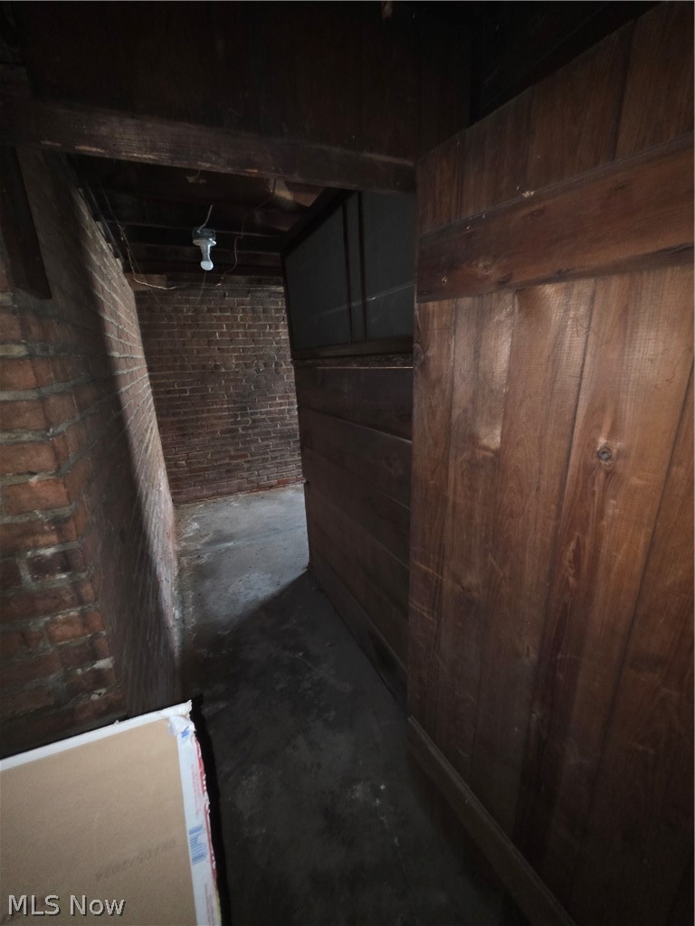 697 Eddy Road Cleveland, OH 44108 - Photo 41 of 50 Gallery Image 41