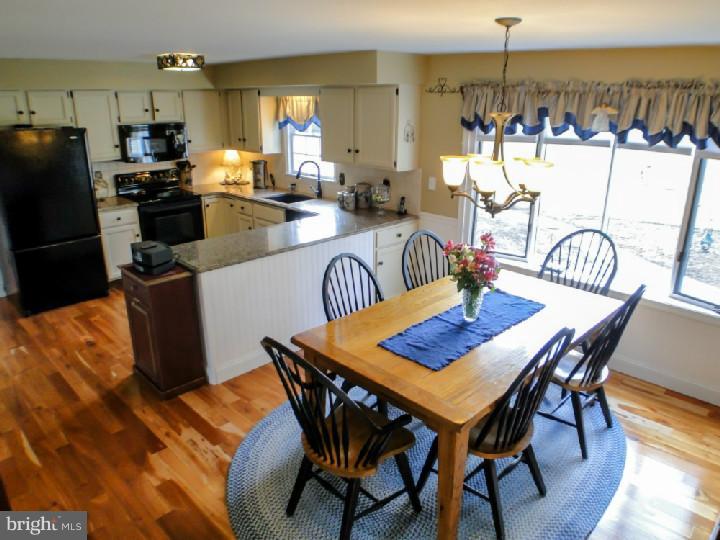 3123 Creamery Road New Hope, PA 18938 - Photo 8 of 25 Breakfast Room