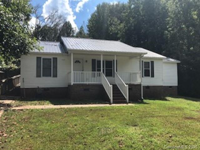 4525 Hickory Grove Road Sharon, SC 29742 - Photo 1 of 35 a view of a house with a yard