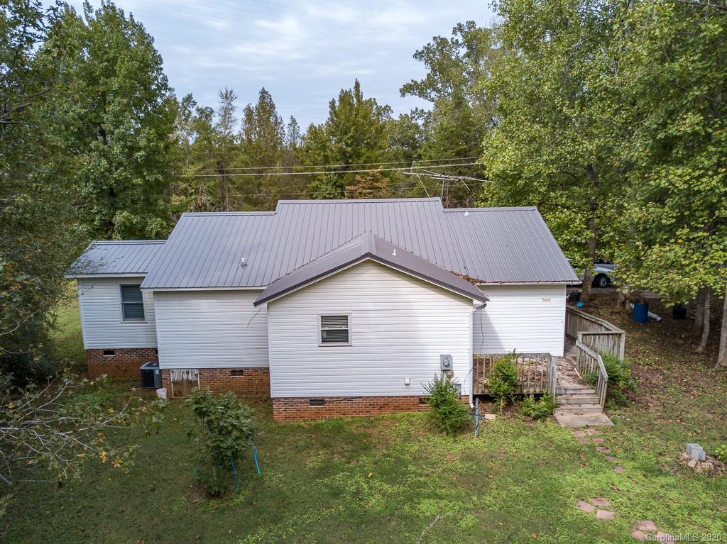 4525 Hickory Grove Road Sharon, SC 29742 - Photo 3 of 35 a view of a house with a yard
