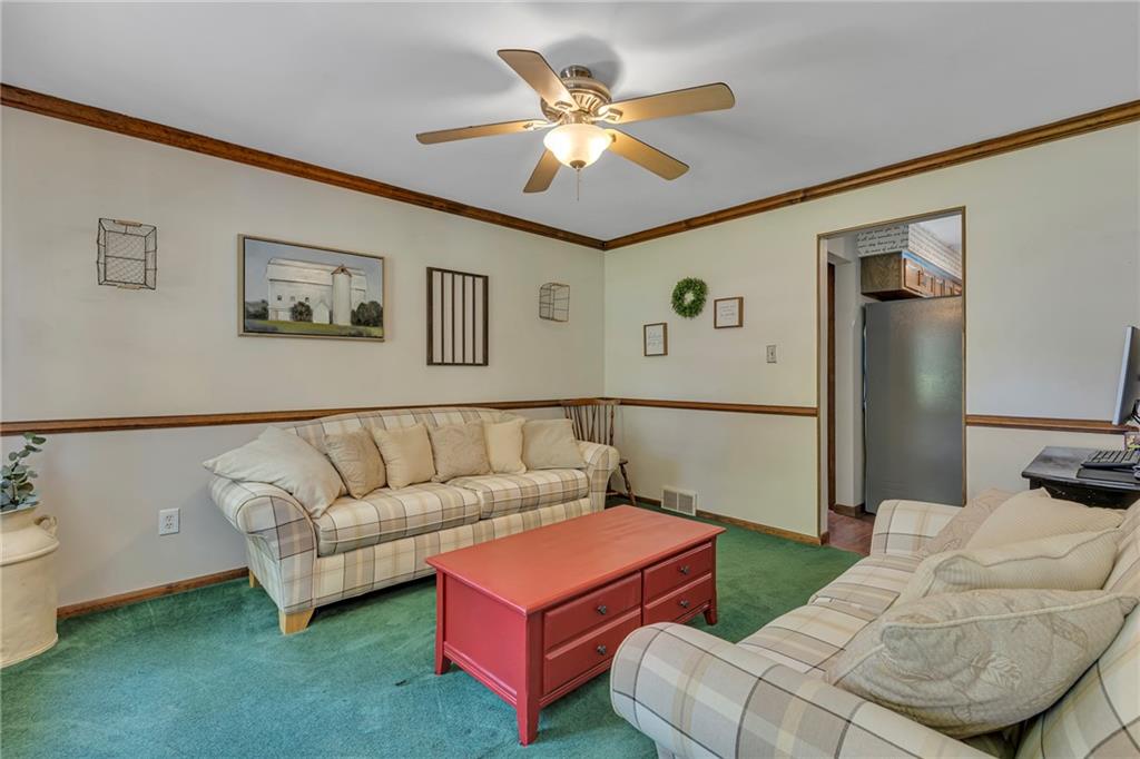 960 Edgewood Road Beaver Falls, PA 15010 - Photo 14 of 50 Family Room
