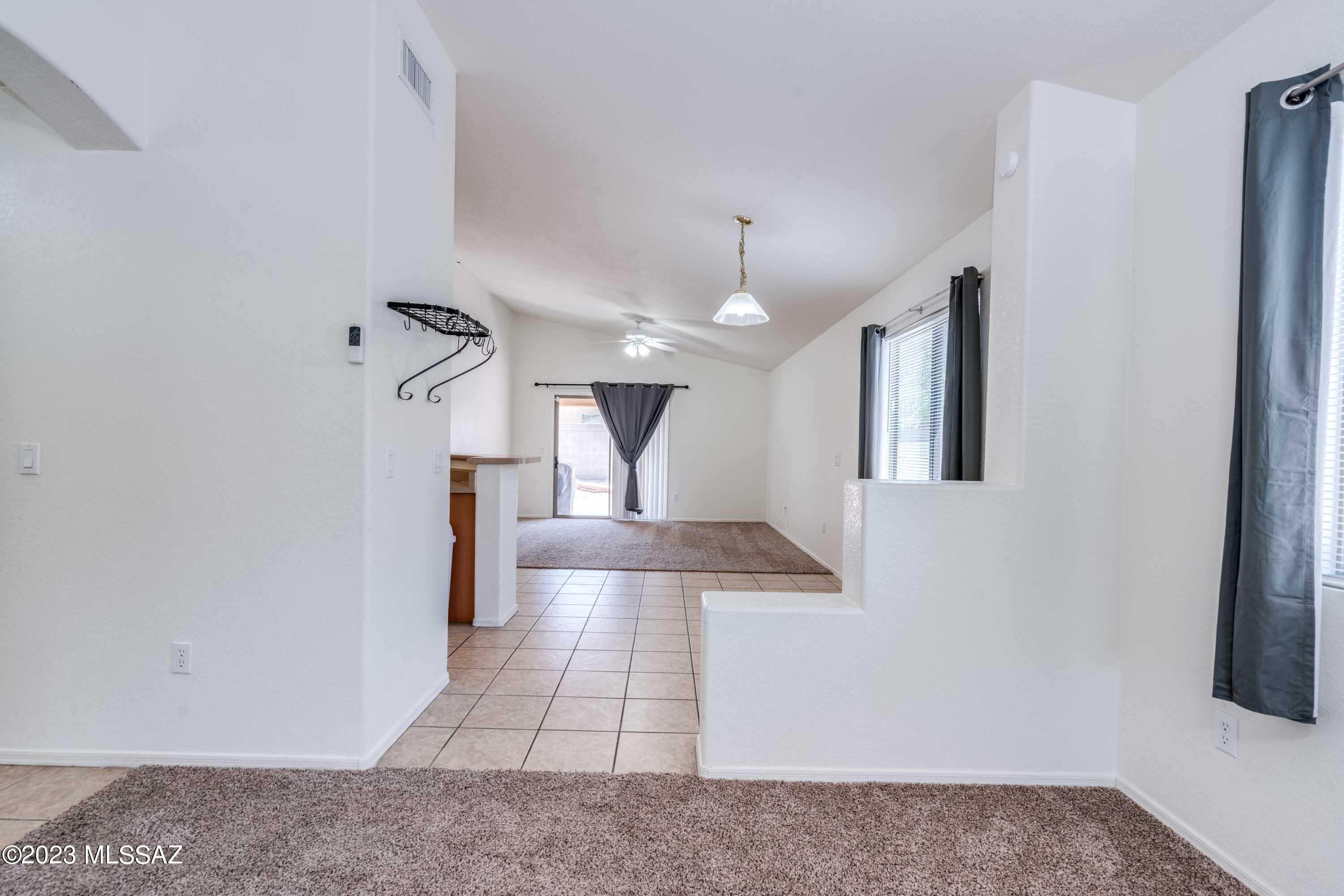 7839 South Splinter Way Tucson, AZ 85756 - Photo 11 of 49