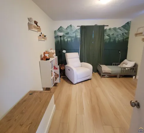 $164,500 | 722 Dakota Avenue, Holton, KS 66436