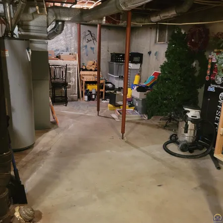 $164,500 | 722 Dakota Avenue, Holton, KS 66436