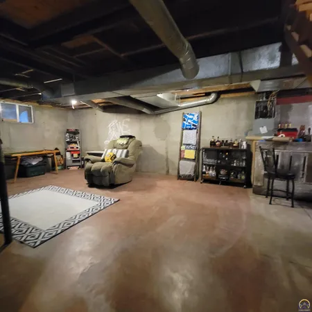 $164,500 | 722 Dakota Avenue, Holton, KS 66436