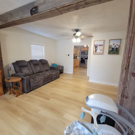 $164,500 | 722 Dakota Avenue, Holton, KS 66436