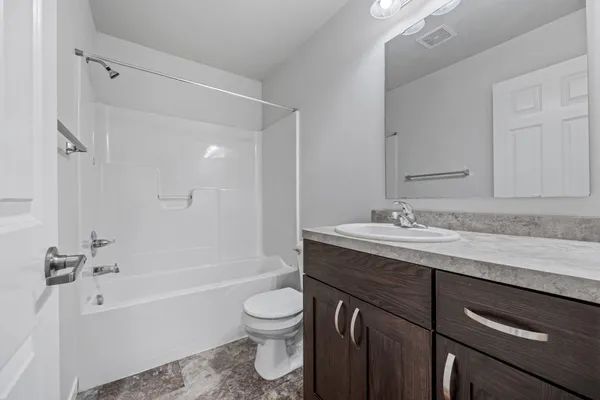 $284,900 | 6279 59th Avenue South, Fargo, ND 58104