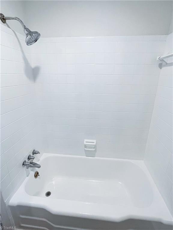 1623 Larkin Street High Point, NC 27262 - Photo 11 of 14 Gallery Image 11