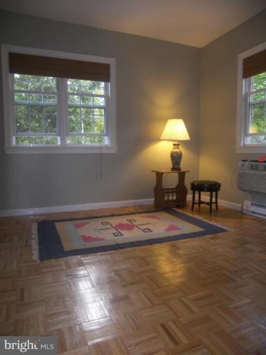 3648 Gunston Road Alexandria, VA 22302 - Photo 5 of 12