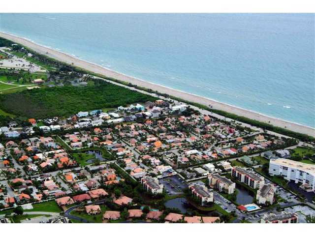 1475 Via Cameron Jupiter, FL 33477 - Photo 31 of 39 Via Del Mar (foreground)