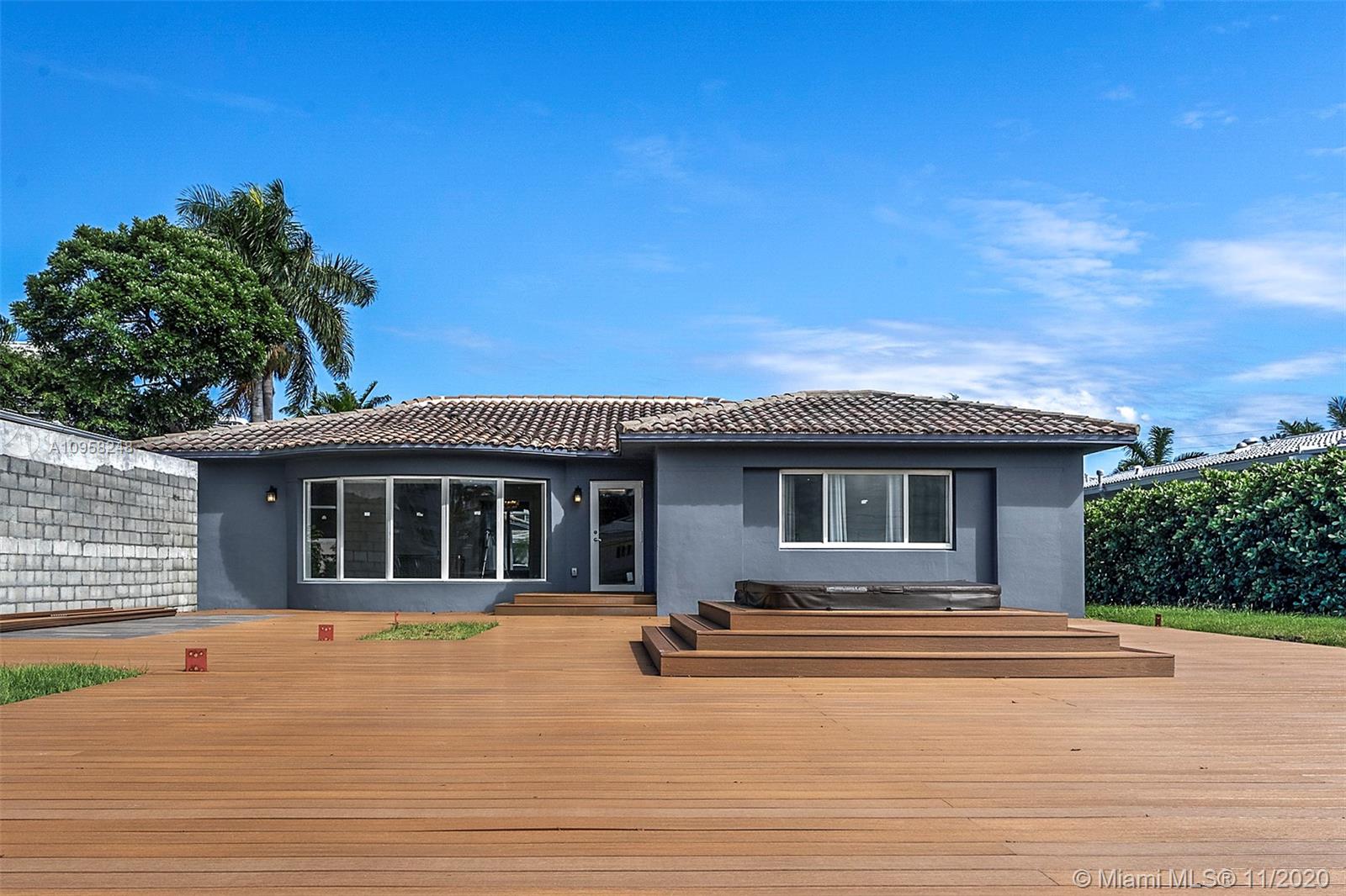 9528 Bay Drive Surfside, FL 33154 - Photo 23 of 34