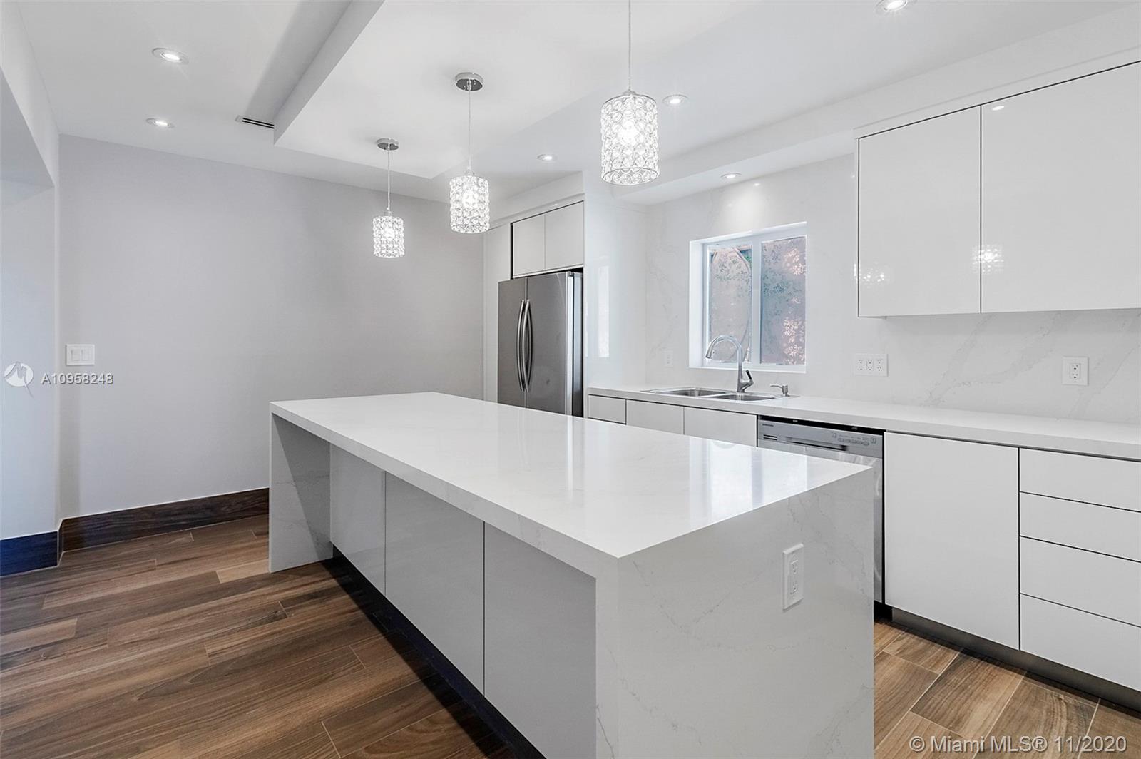 9528 Bay Drive Surfside, FL 33154 - Photo 10 of 34