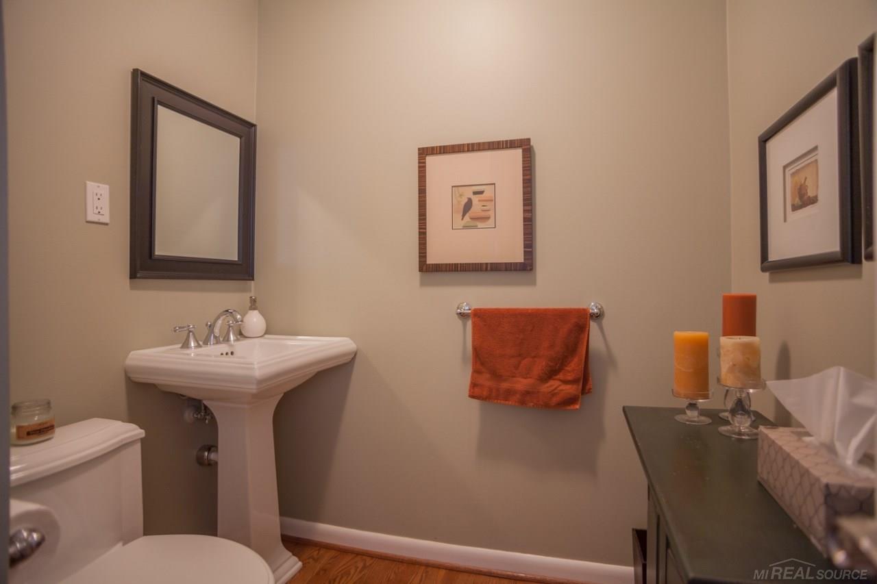 3795 Quarton Road Bloomfield Hills, MI 48302 - Photo 13 of 32