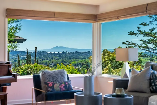 $699,000 | 453 Clark Drive, Vallejo, CA 94591