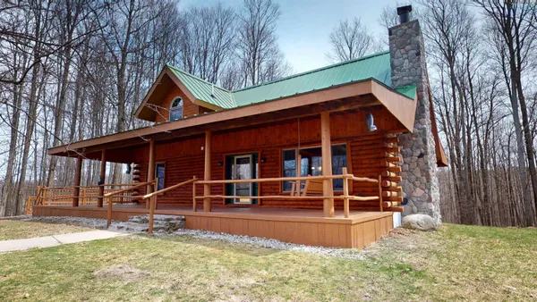 $995,000 | 3827 Shumaker Road, Mancelona, MI 49659