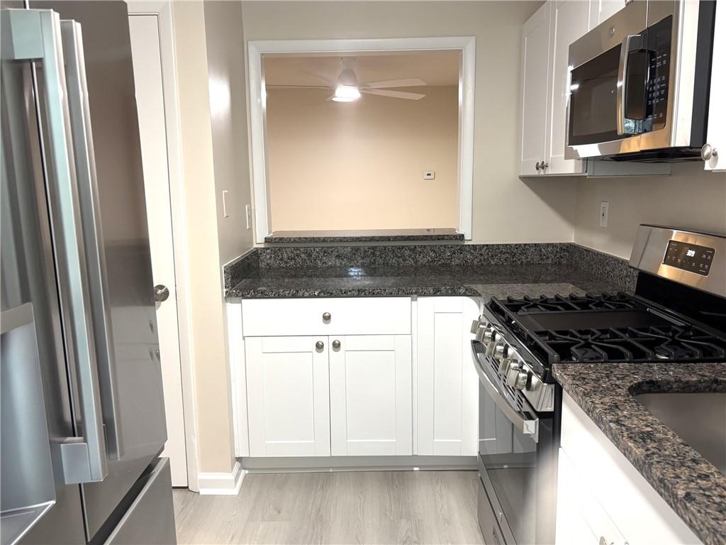 504 Wynnes Ridge Circle Southeast Marietta, GA 30067 - Photo 6 of 22
