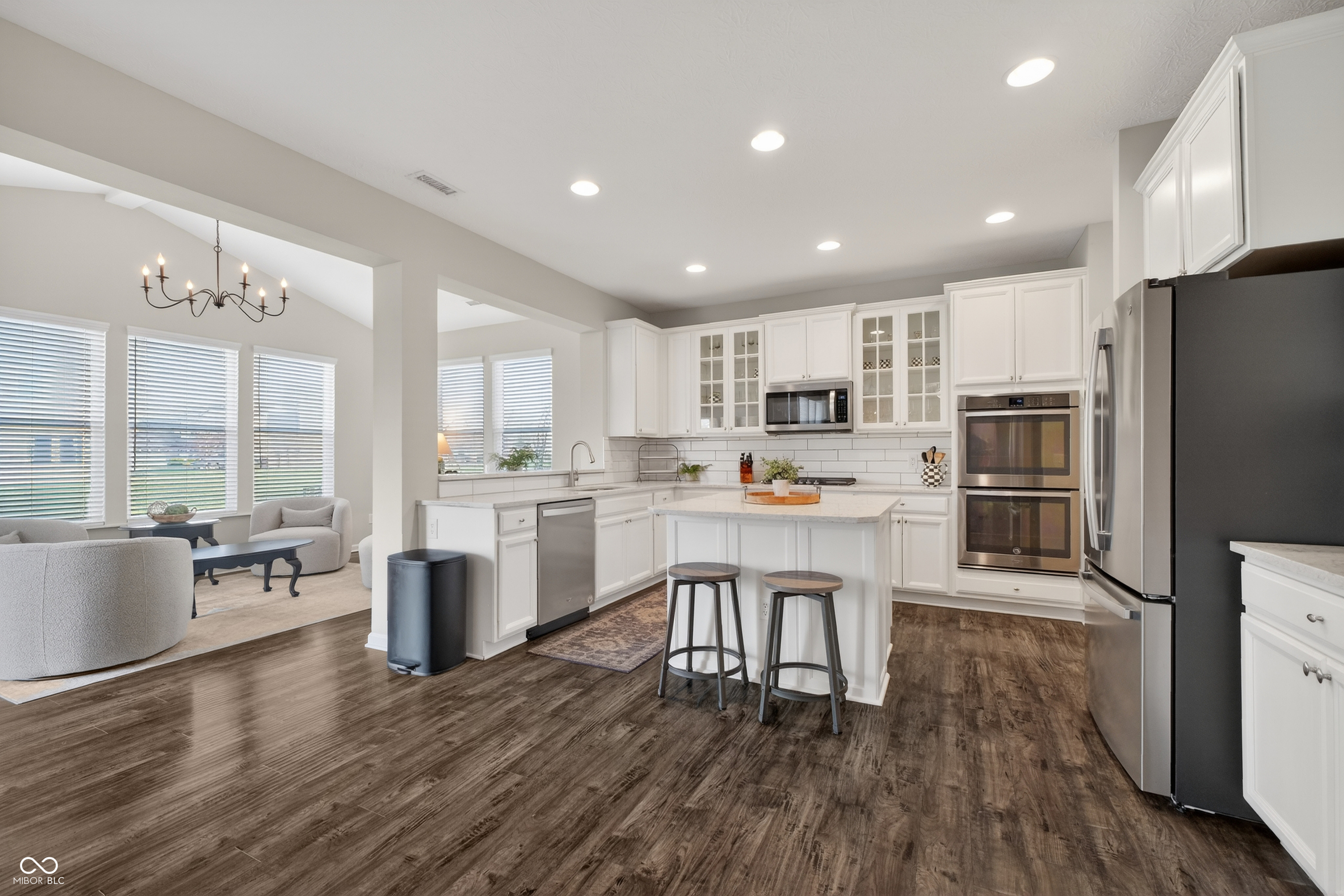 9697 Denrose Drive Fishers, IN 46040 - Photo 13 of 48