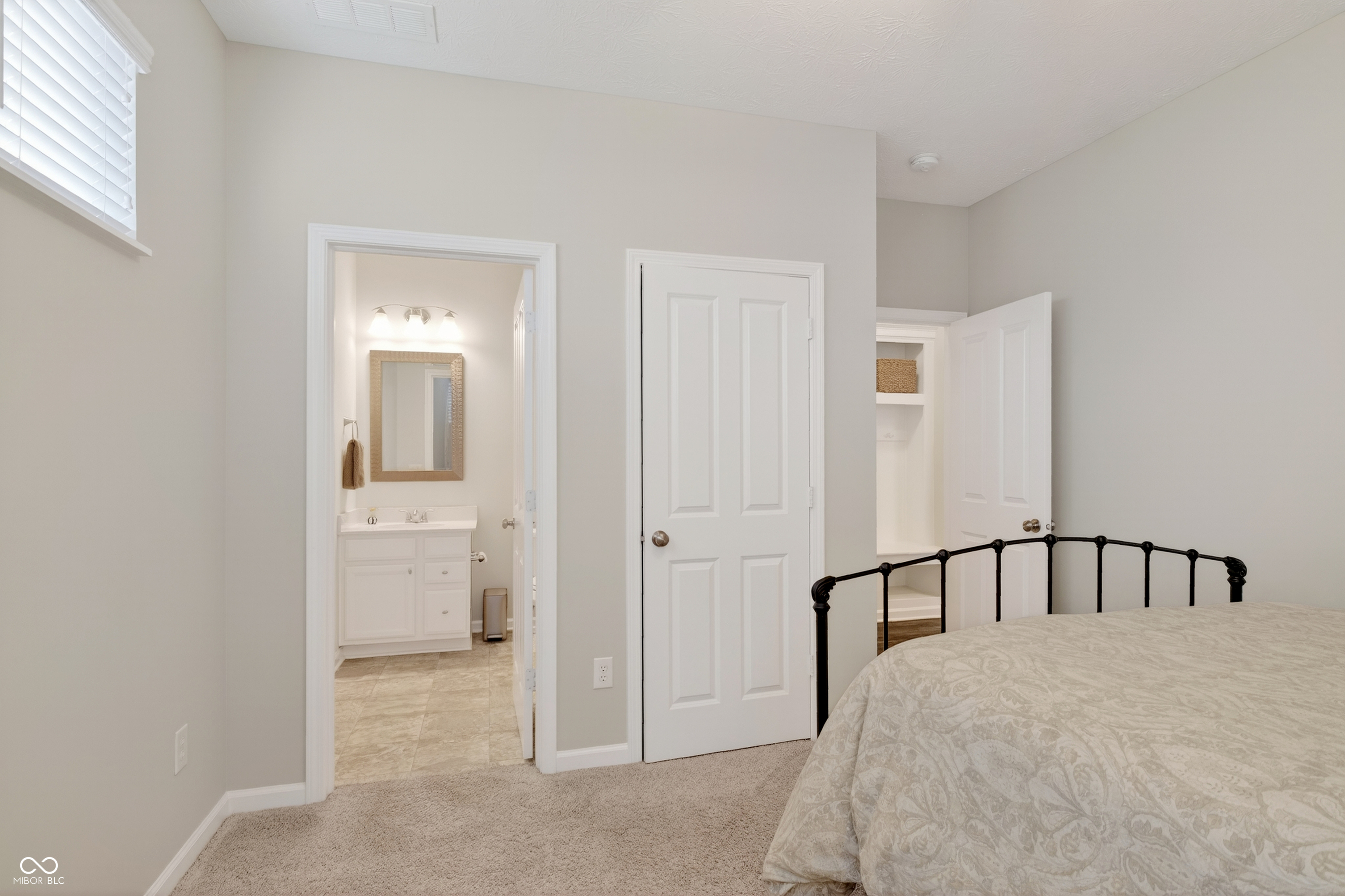 9697 Denrose Drive Fishers, IN 46040 - Photo 22 of 48