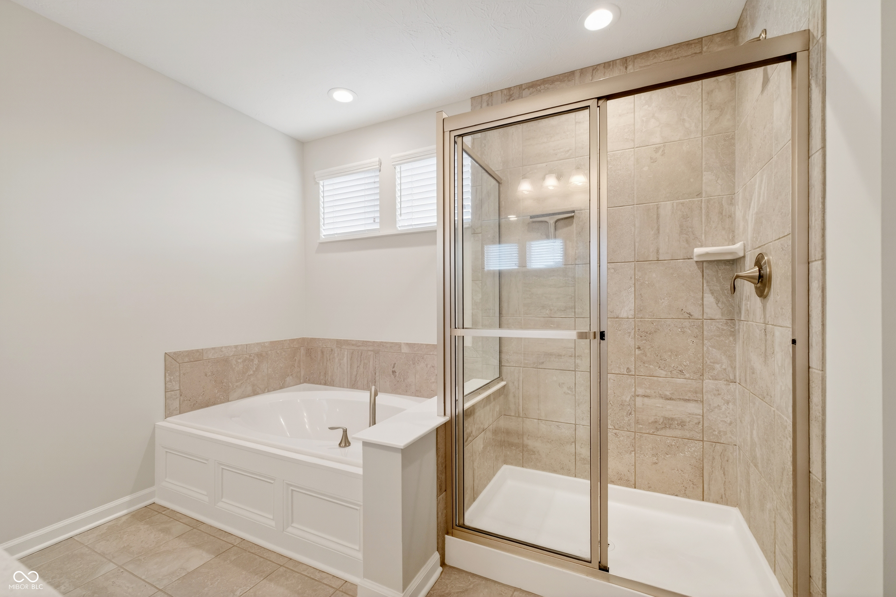 9697 Denrose Drive Fishers, IN 46040 - Photo 29 of 48