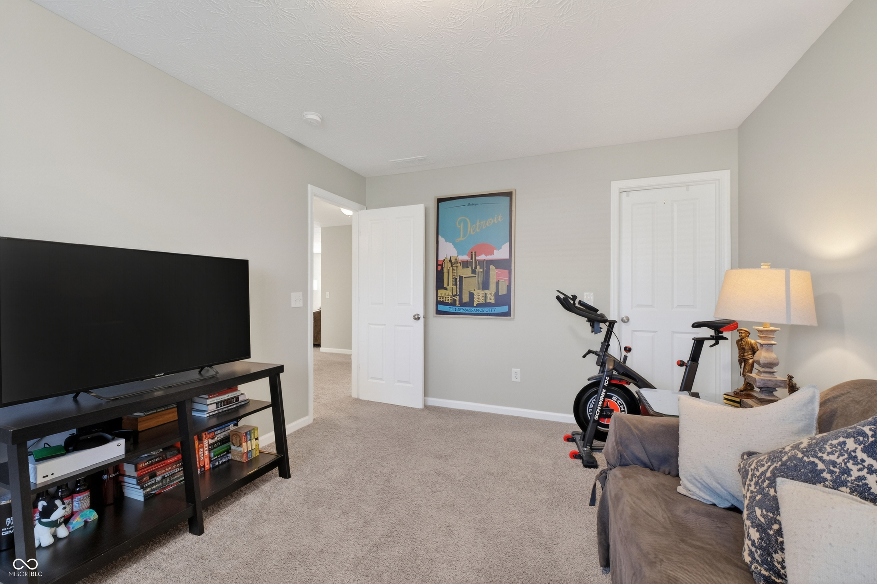9697 Denrose Drive Fishers, IN 46040 - Photo 37 of 48