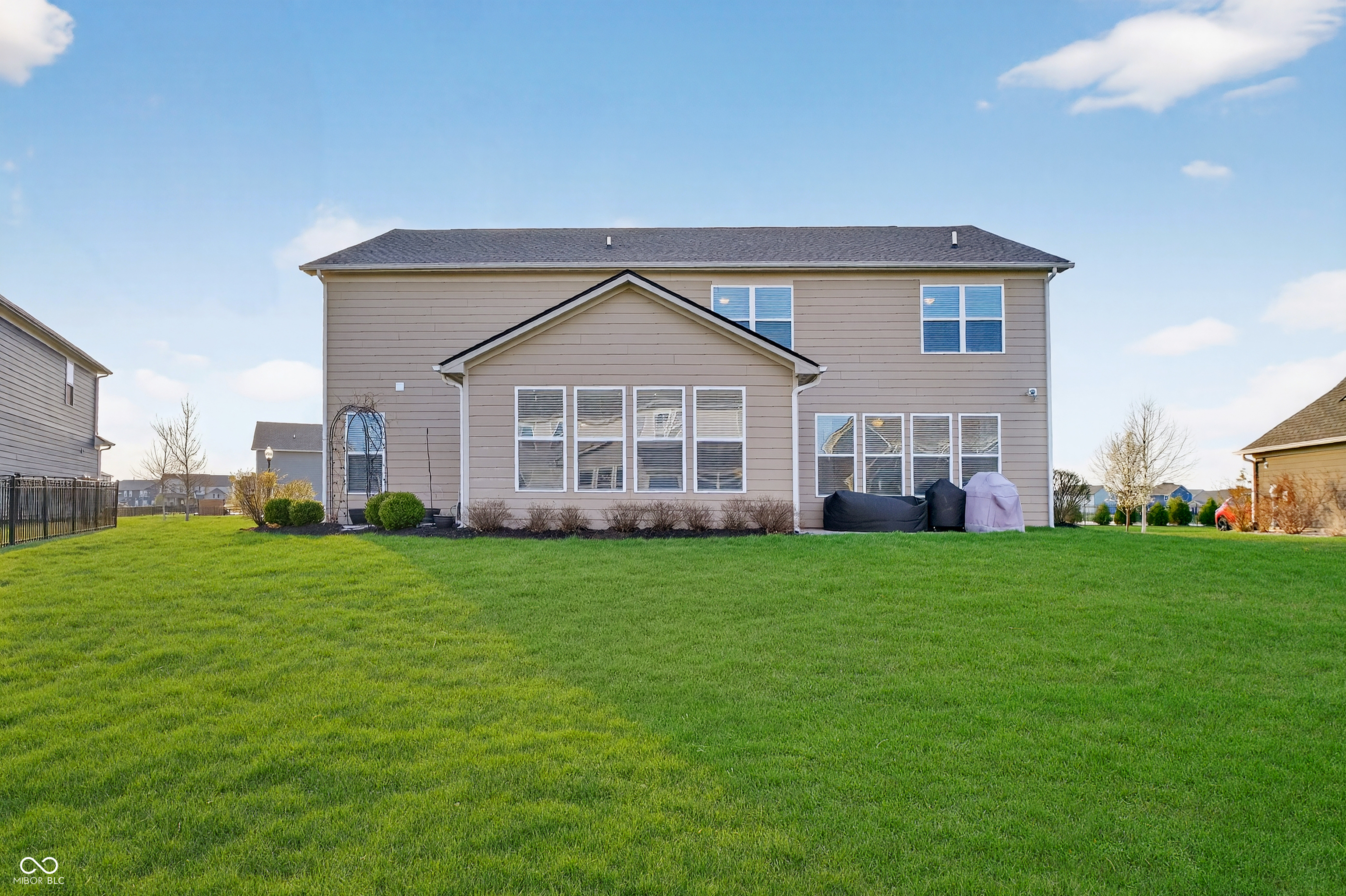 9697 Denrose Drive Fishers, IN 46040 - Photo 42 of 48