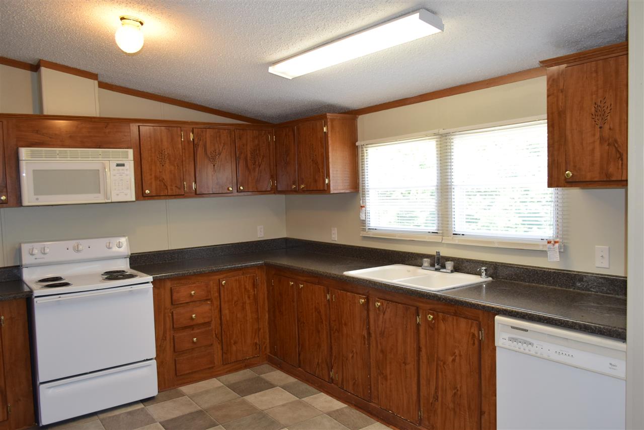 212 Autumnvale Drive Inman, SC 29349 - Photo 6 of 27 Gallery Image 6
