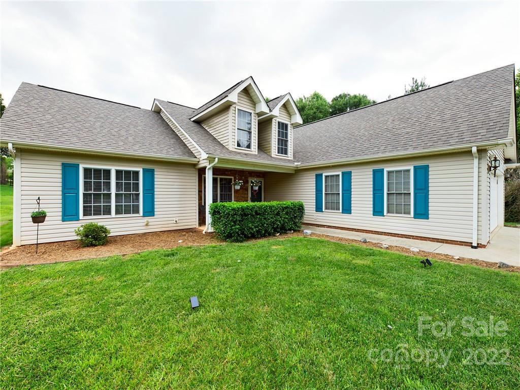 1839 Piper's Ridge Circle Northwest Conover, NC 28613 - Photo 1 of 24 Gallery Image 1