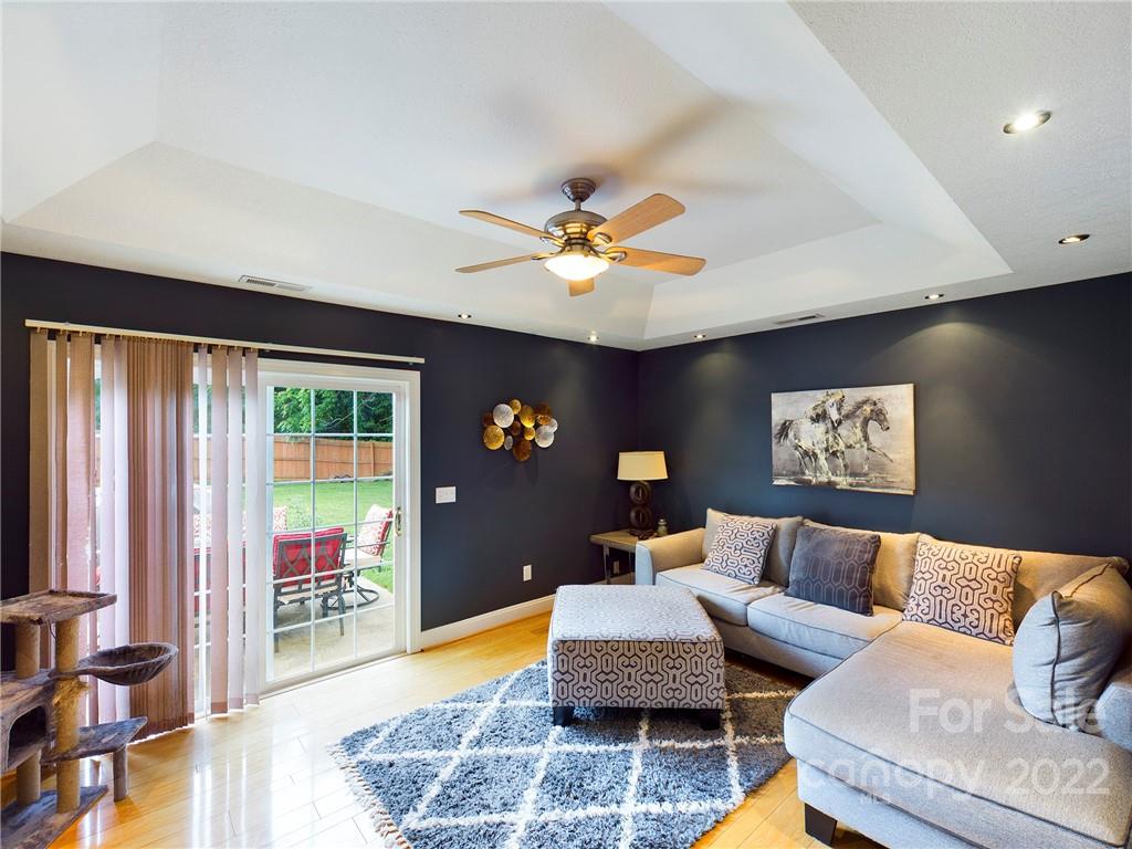 1839 Piper's Ridge Circle Northwest Conover, NC 28613 - Photo 15 of 24 Gallery Image 15