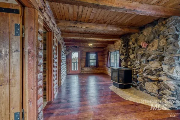 $1,250,000 | 11500 Brownlee Road, Sweet, ID 83670