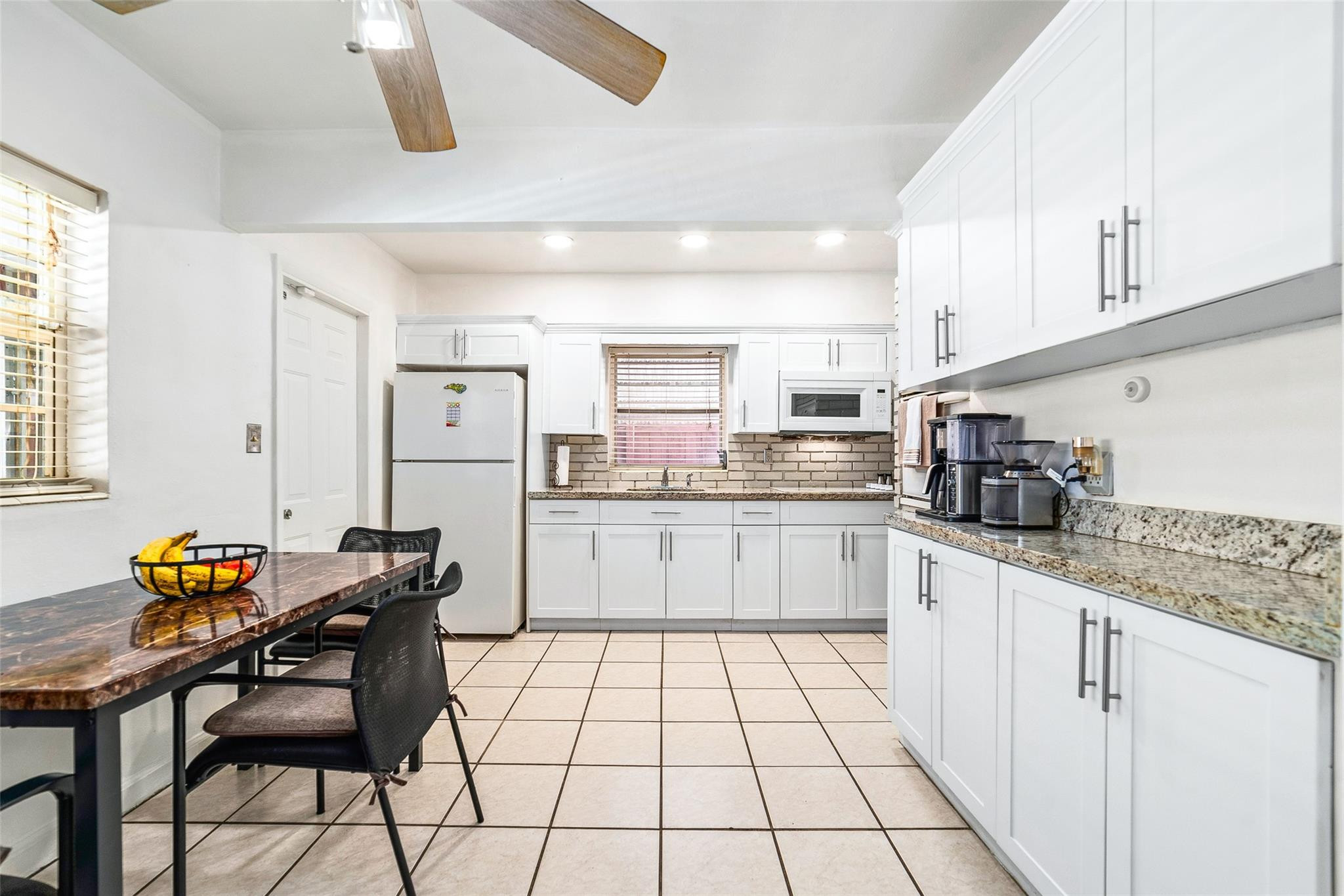 3007 Southwest 67th Way Miramar, FL 33023 - Photo 7 of 28 Photo 7