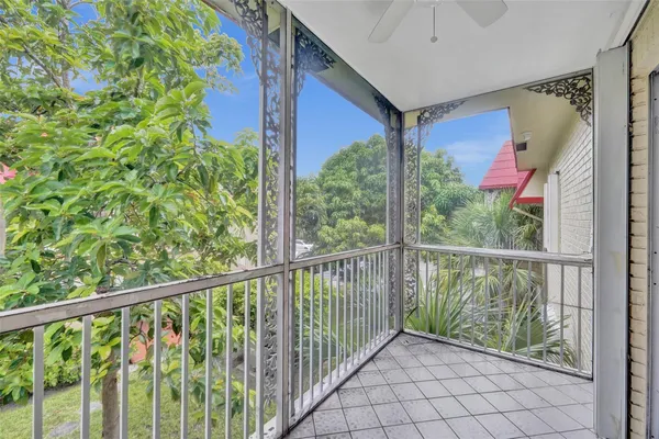 $1,695 | 555 Southeast 8th Street, Unit 252, Deerfield Beach, FL 33441