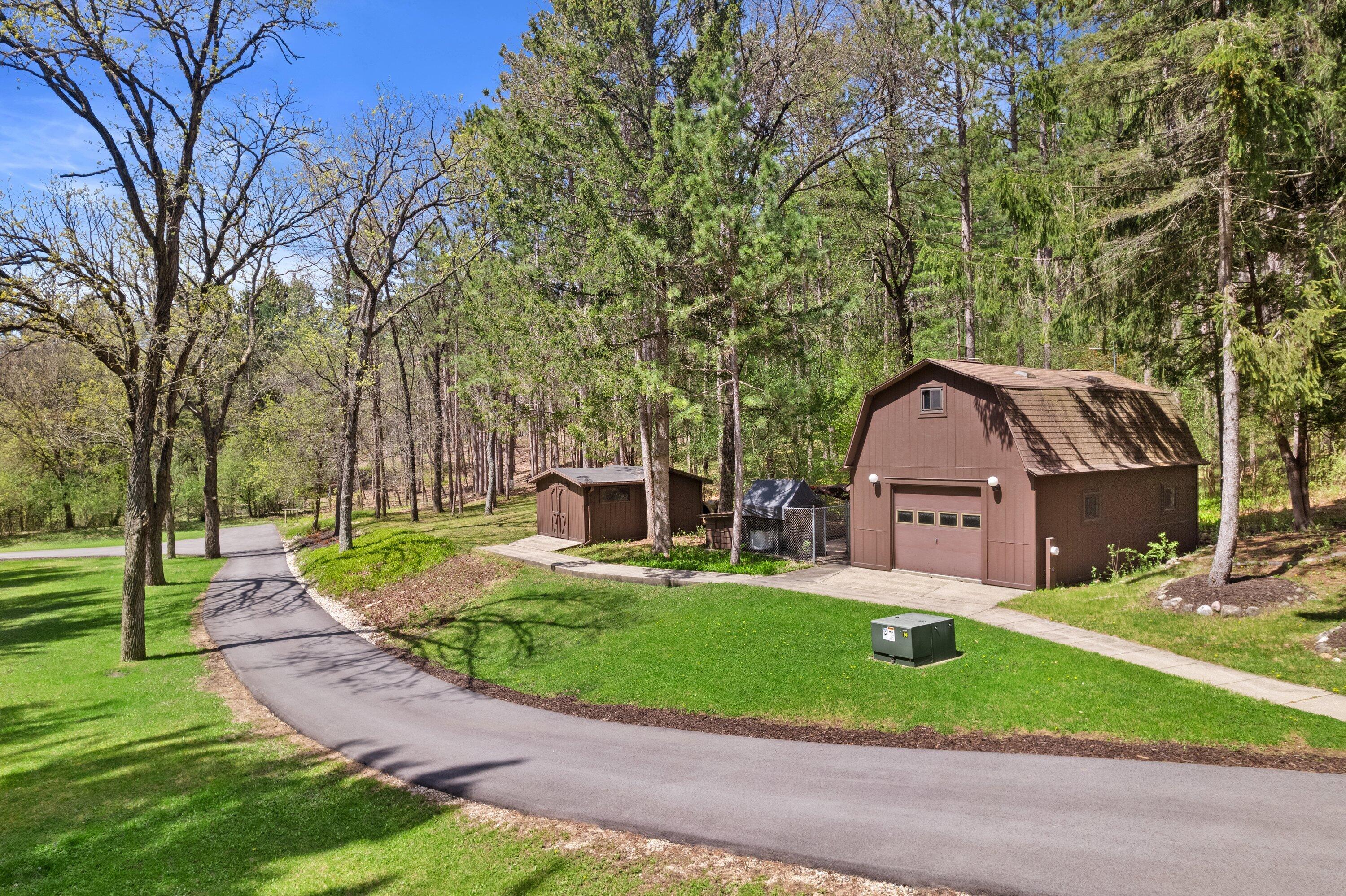 W347S4948 Waterville Road Ottawa, WI 53118 - Photo 7 of 59 DJI_0543