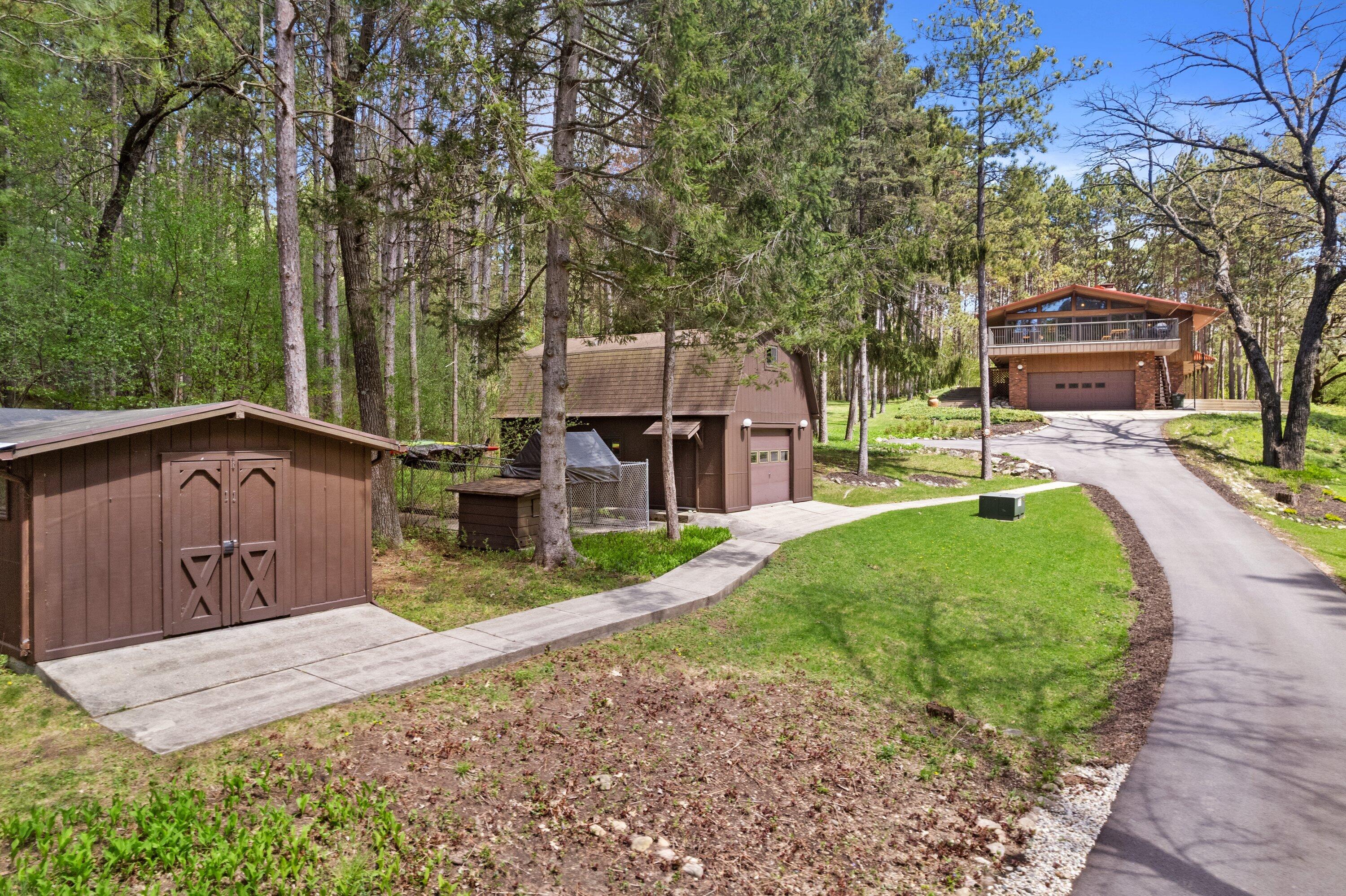 W347S4948 Waterville Road Ottawa, WI 53118 - Photo 8 of 59 DJI_0546