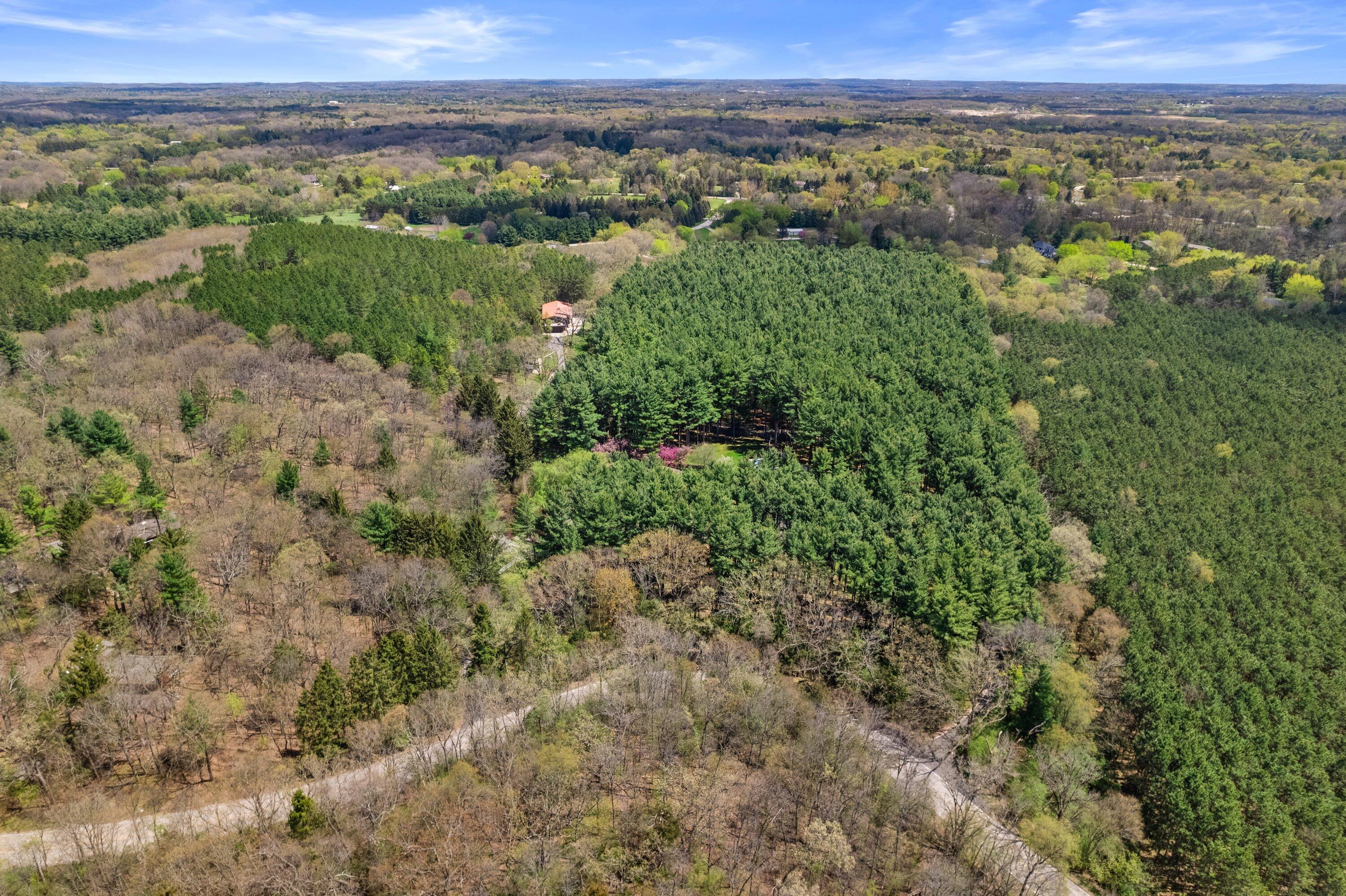 W347S4948 Waterville Road Ottawa, WI 53118 - Photo 10 of 59 DJI_0556