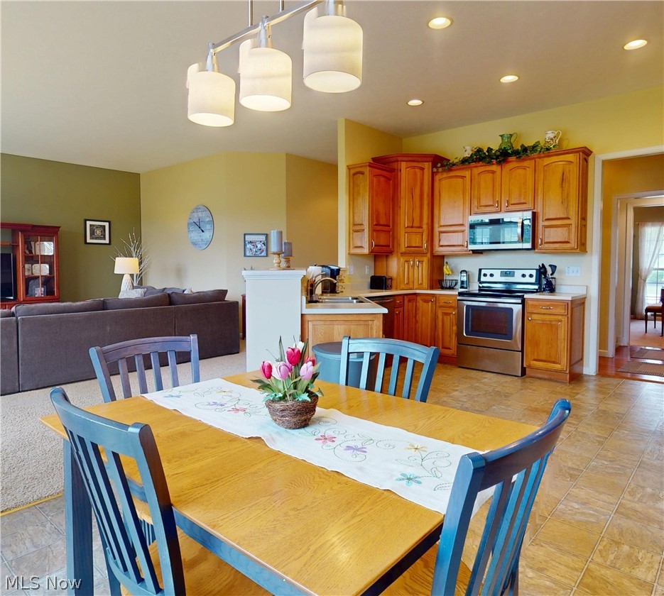 5786 Overlook Way North Ridgeville, OH 44039 - Photo 8 of 34
