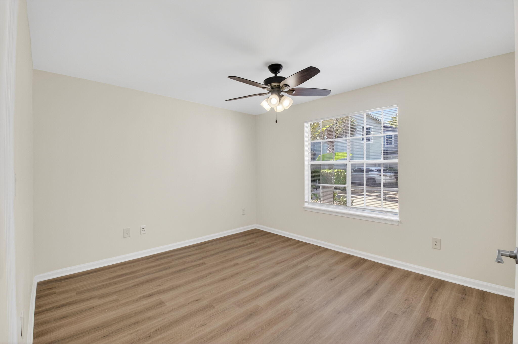 2175 Crystal Way, Unit G Delray Beach, FL 33444 - Photo 6 of 17 Bedroom