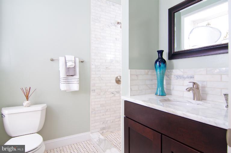 301 R Street Northwest, Unit 1 Washington, DC 20001 - Photo 5 of 17 Second Master Bedroom