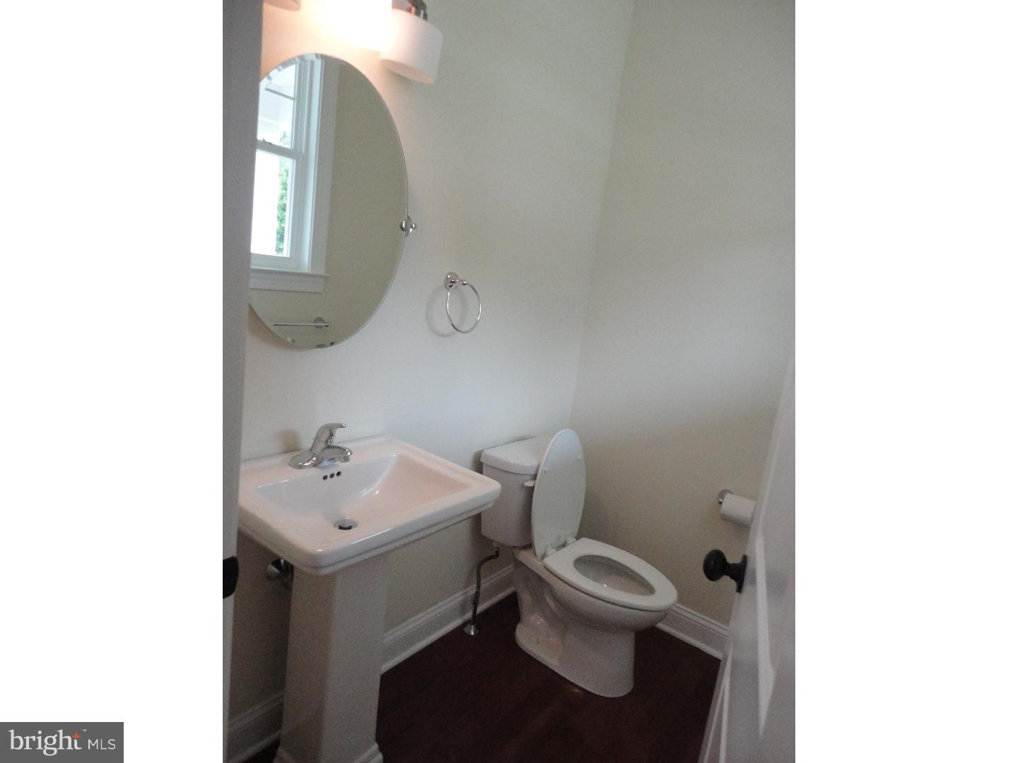 413 Prospect Road Springfield, PA 19064 - Photo 6 of 25 Half Bath
