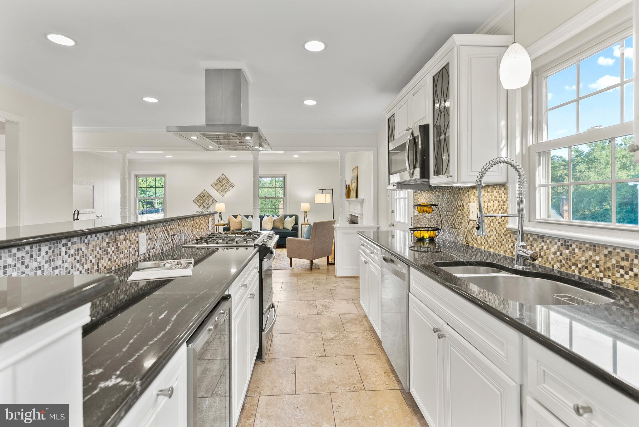 9005 Levelle Drive Chevy Chase, MD 20815 - Photo 14 of 39