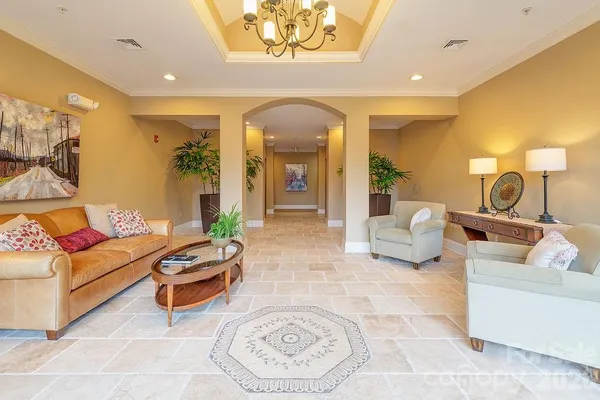 $340,000 | 350 East Allen Street, Unit 103, Hendersonville, NC 28792