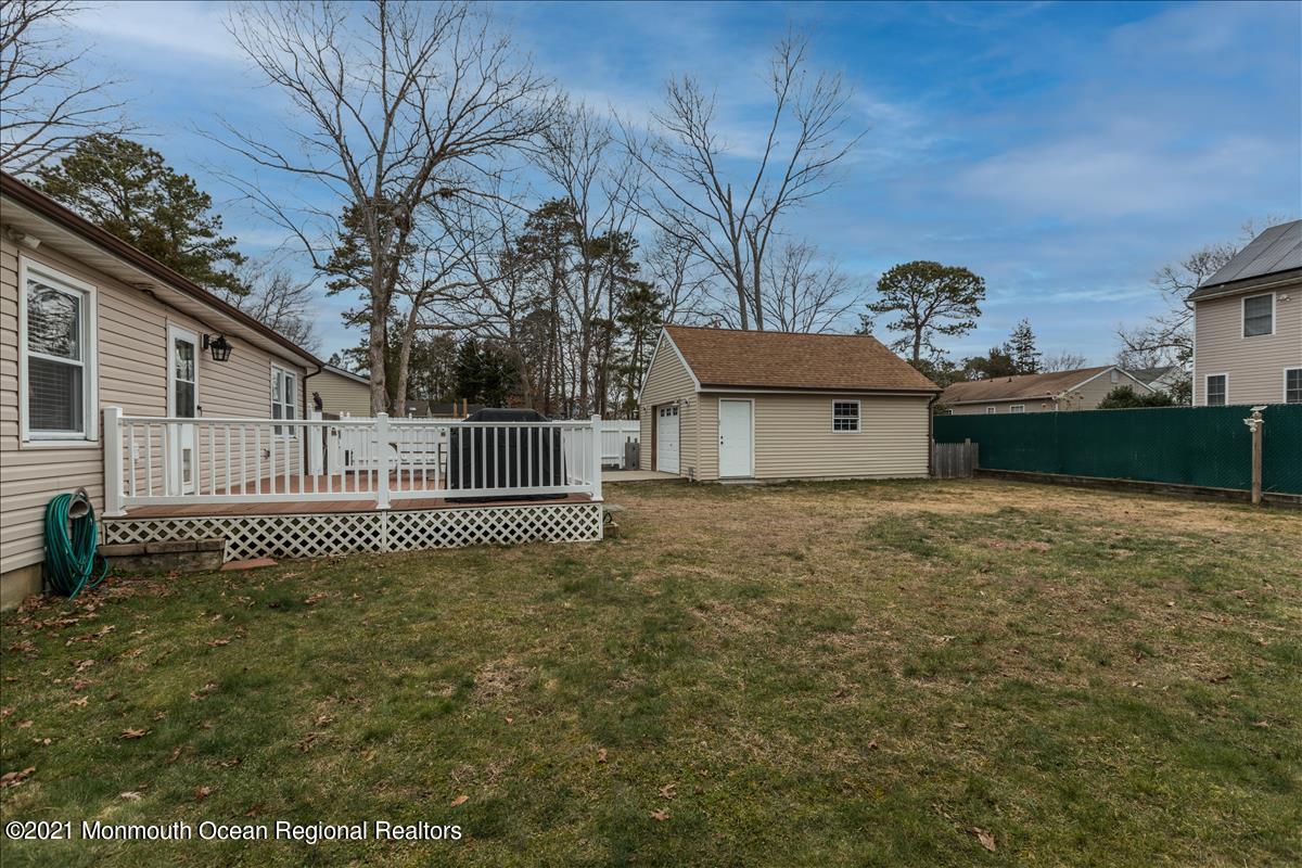 132 Bowsprit Road Manahawkin, NJ 08050 - Photo 20 of 20 132BowspiritRd0044