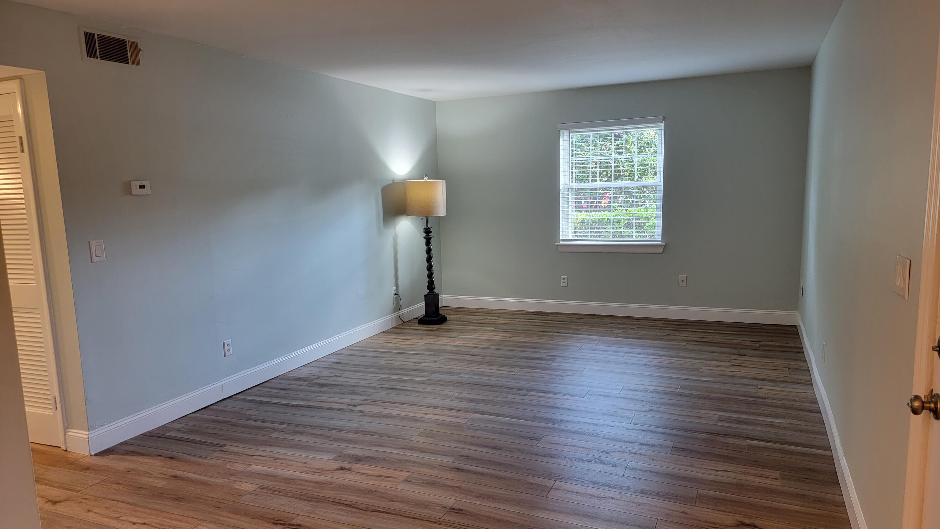 21 Rivers Point Row, Unit 4D Charleston, SC 29412 - Photo 3 of 15 Living Room