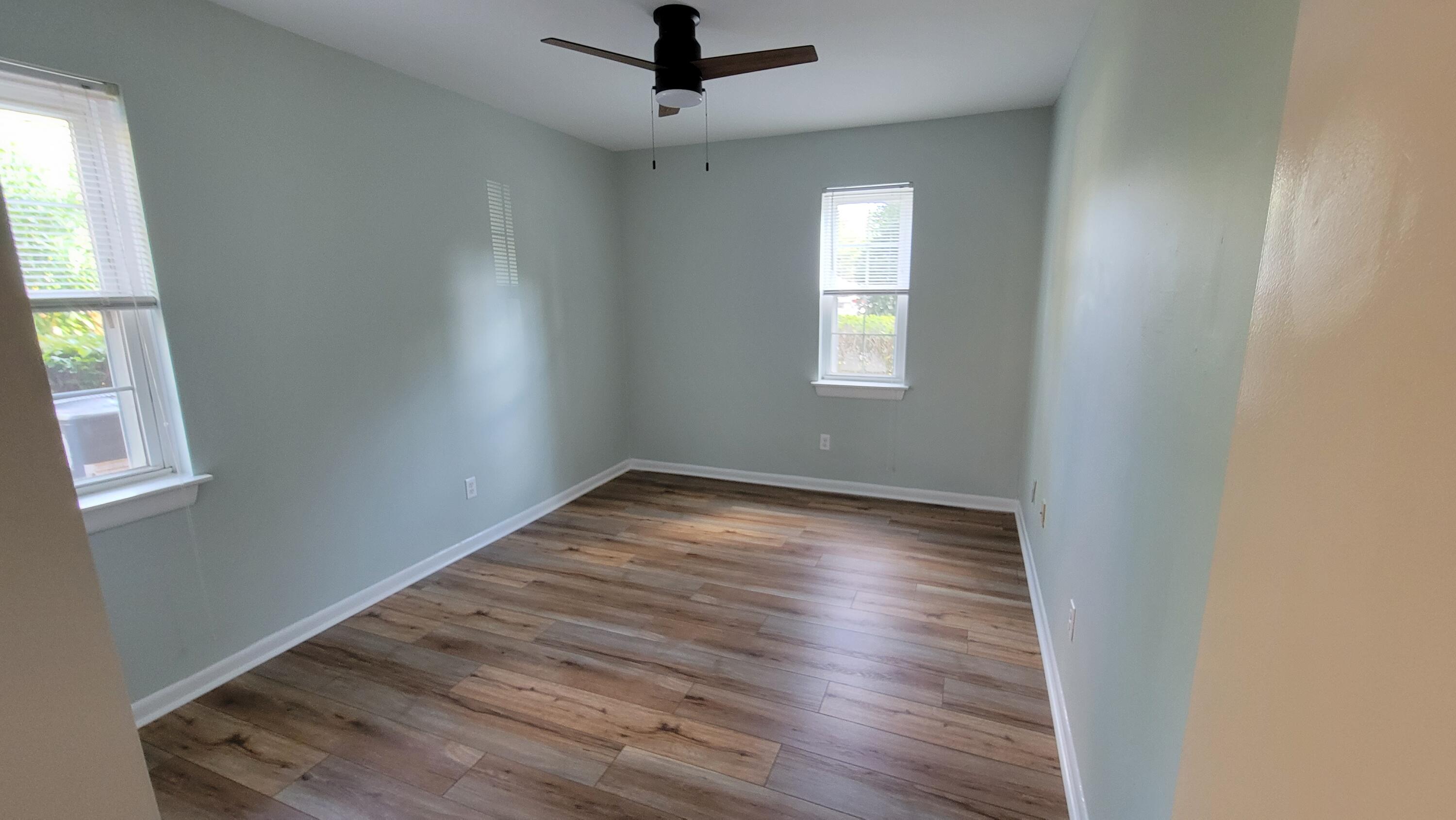 21 Rivers Point Row, Unit 4D Charleston, SC 29412 - Photo 8 of 15 Back Bedroom