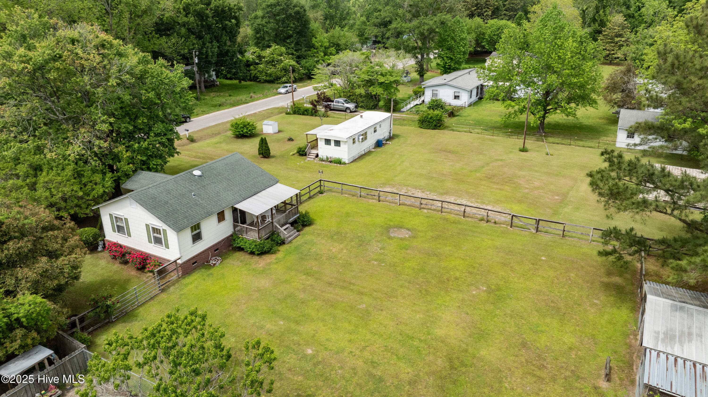 3 Castle Farms Road Castle Hayne, NC 28429 - Photo 2 of 31 DJI_0829