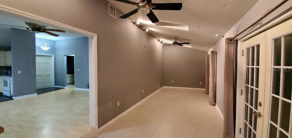 5201 Southwest 86 Terrace Gainesville, FL 32608 - Photo 9 of 23