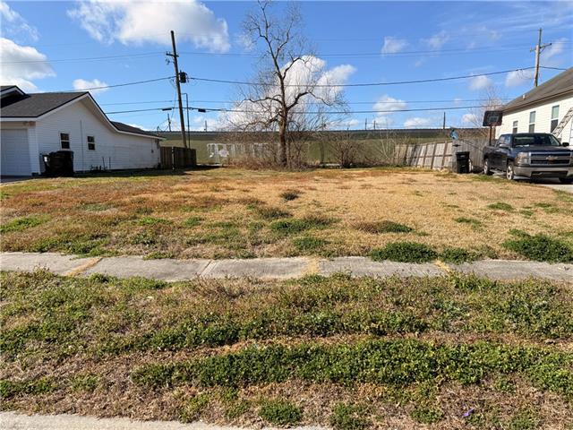 108 Perrin Drive Arabi, LA 70032 - Photo 2 of 2