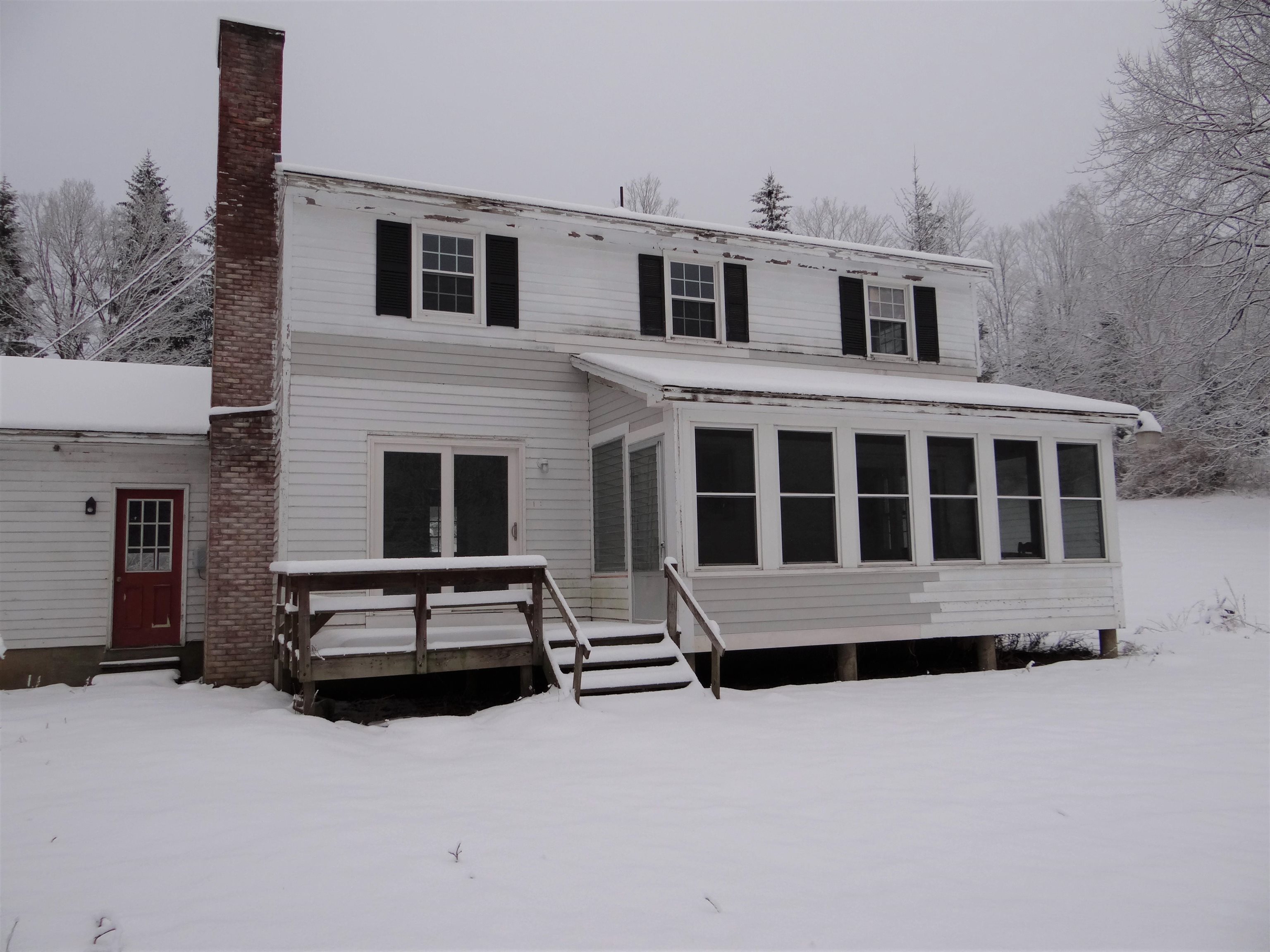481 Hillside Road Hartford, VT 05059 - Photo 3 of 40