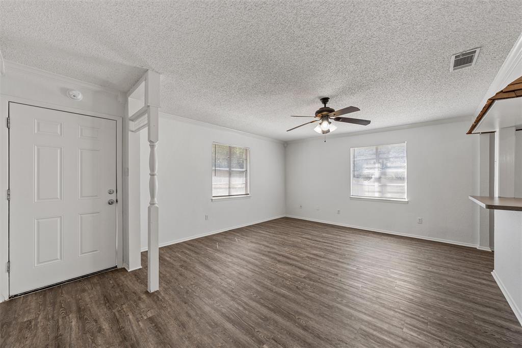 1374 Saffle Road Robinson, TX 76706 - Photo 5 of 24 Gallery Image 5